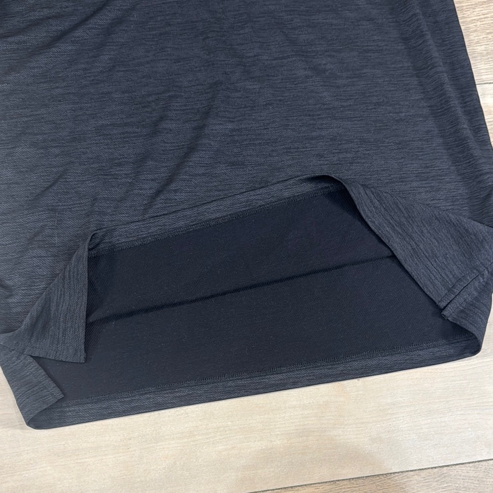 IZOD Men's Heathered Black Short Sleeve Polo Golf Shirt - Picture 3 of 9
